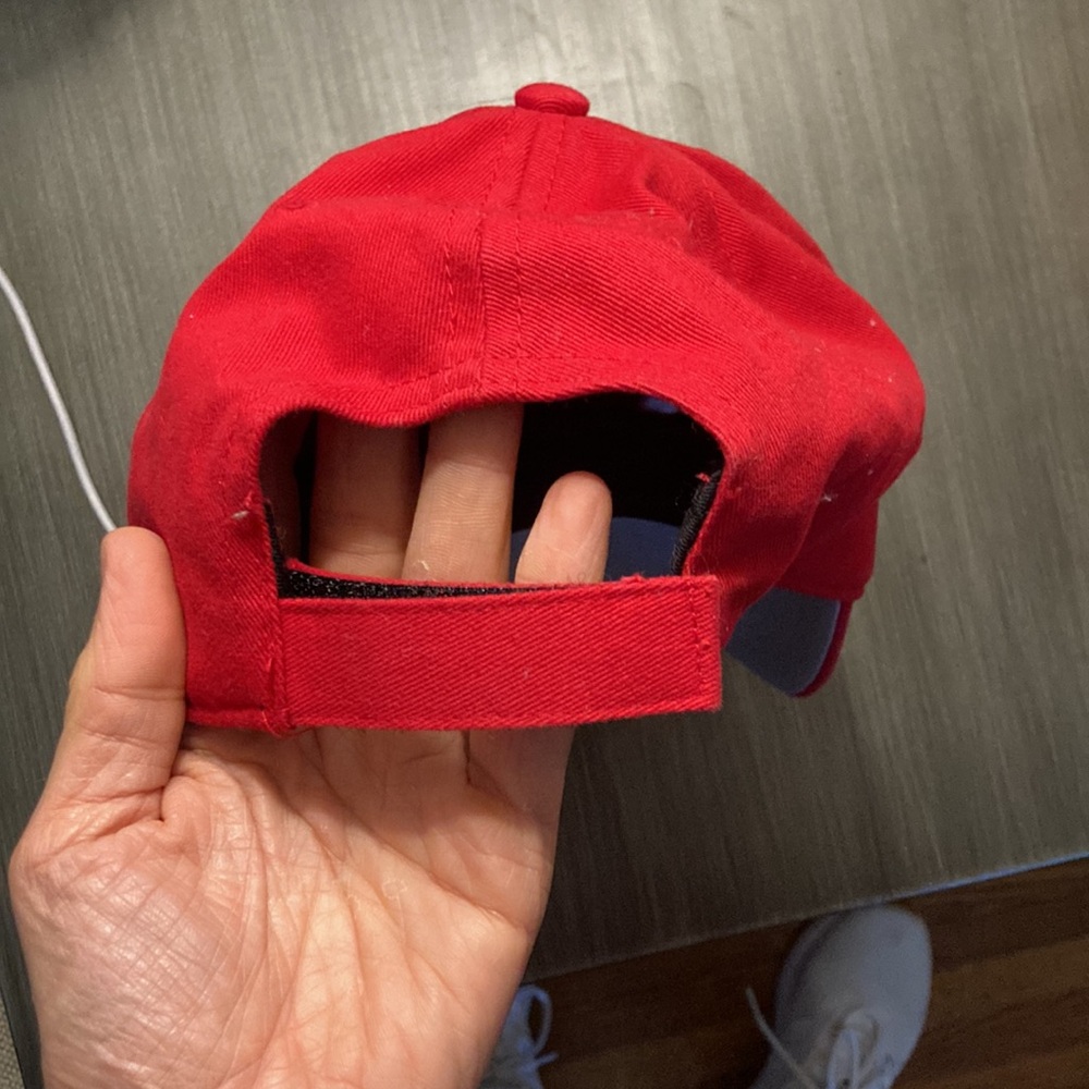 Cincinnati Reds Hat - Picture 2 of 5
